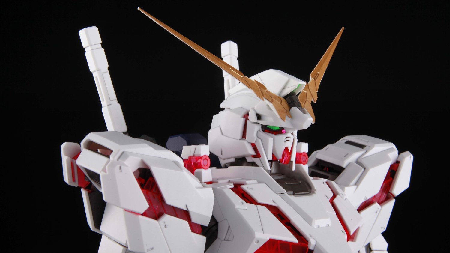 rx-0 unicorn gundam  dec. 2014